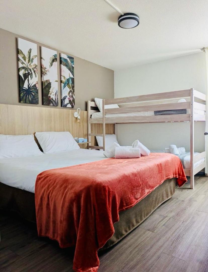 Le Roxane Hotell Saint-Laurent-des-Vignes Eksteriør bilde